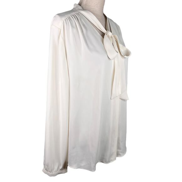 Chico's Blouse Off White 4 XXL 20/22 Button Up Tie Long Sleeves - Picture 5 of 13